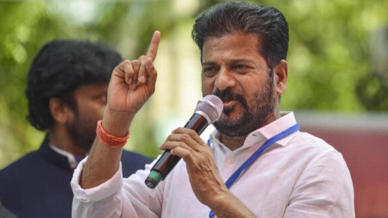 సీఎం రేవంత్ రెడ్డి అమెరికా పర్యటనకు కేంద్రం అనుమతి నిరాకరణ
