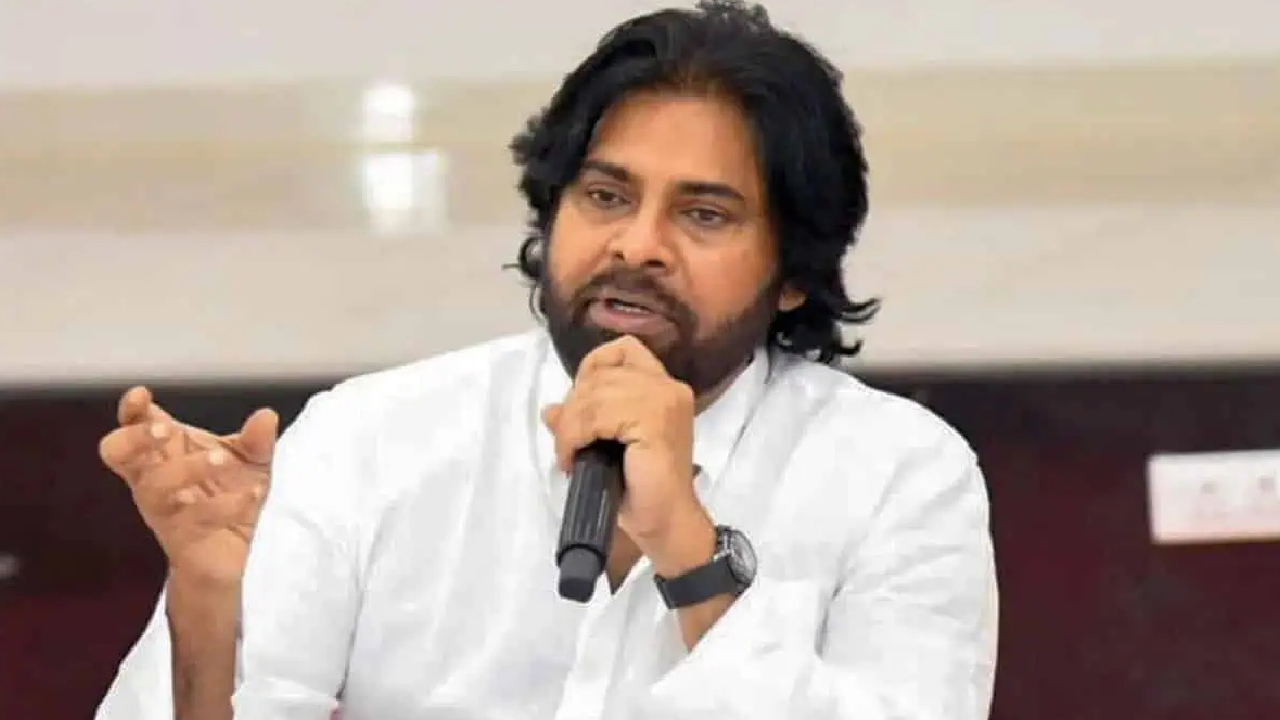 సోషల్ మీడియాలో అసభ్య పదజాలం వద్దు: జనసైనికులకు పవన్ కల్యాణ్ హెచ్చరిక