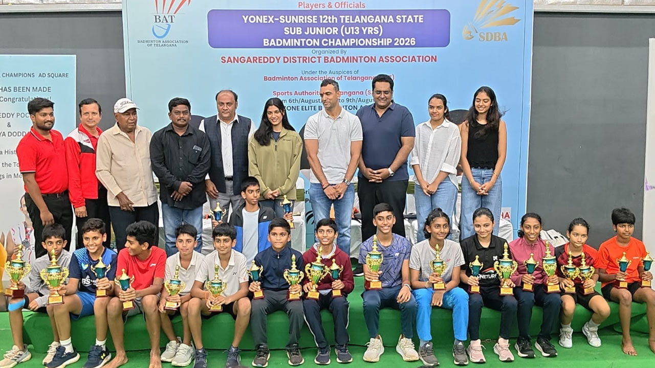 తెలంగాణ యూ-13 బ్యాడ్మింటన్ విజేతలుగా రామ్ చరణ్, శాన్వి రెడ్డి