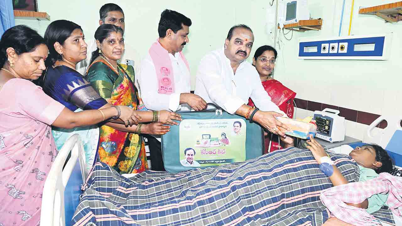 ఉమ్మడి కరీంనగర్లో కేటీఆర్ 50వ పుట్టినరోజు వేడుకలు