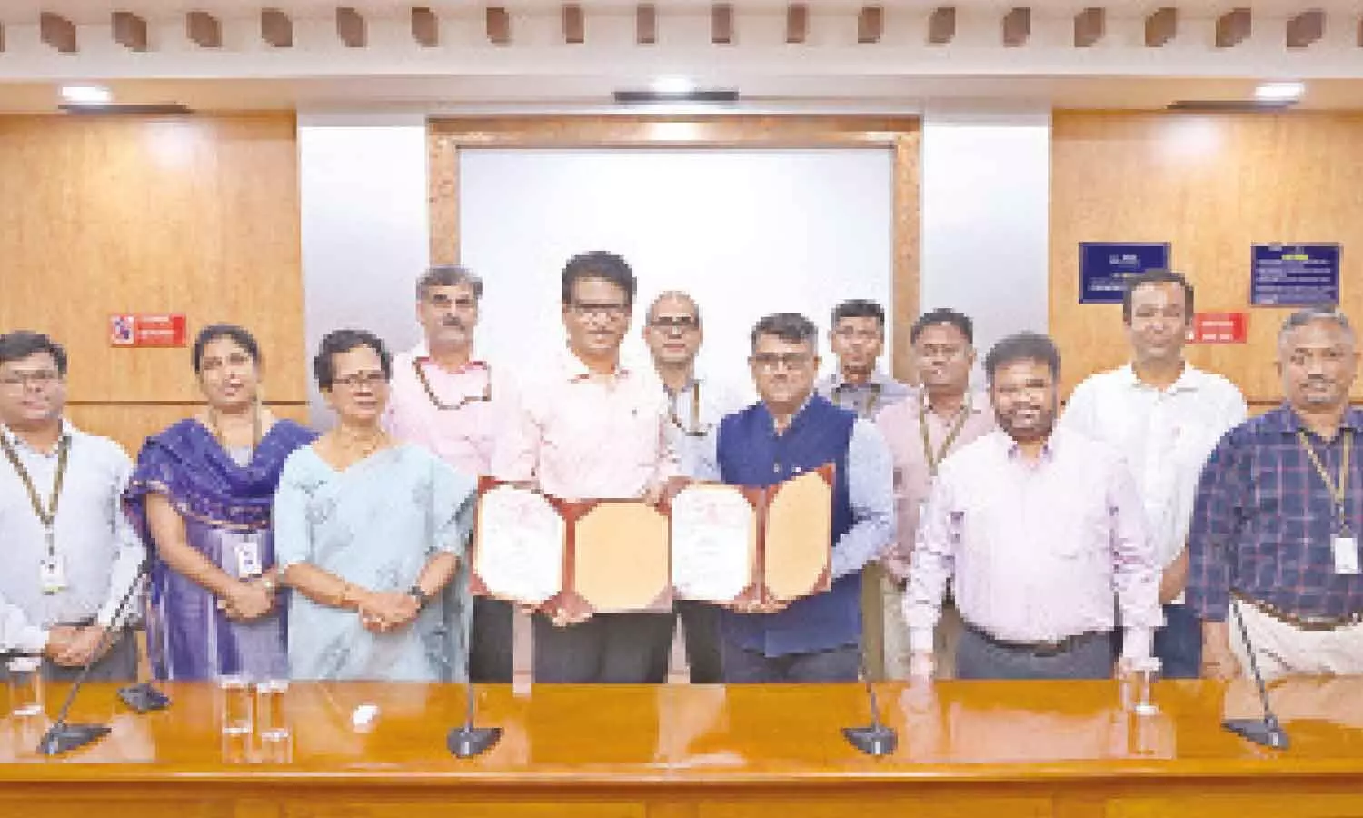 విఐటీ విద్యార్థుల స్టార్టప్ల కోసం 10 కోట్ల రూపాయలను సురక్షితం చేసుకుంది.