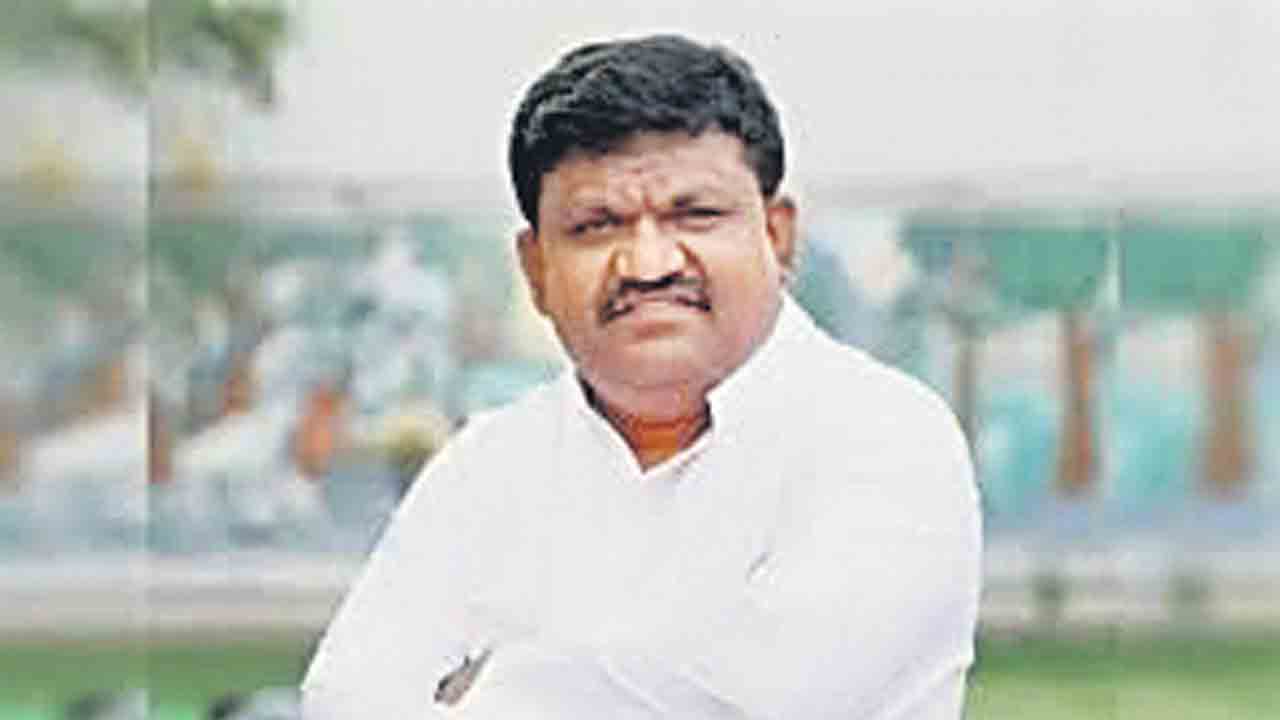 విద్యారంగ బడ్జెట్ కోత: రేవంత్ ప్రభుత్వంపై ఎమ్మెల్సీ దేశపతి శ్రీనివాస్ ఆగ్రహం
