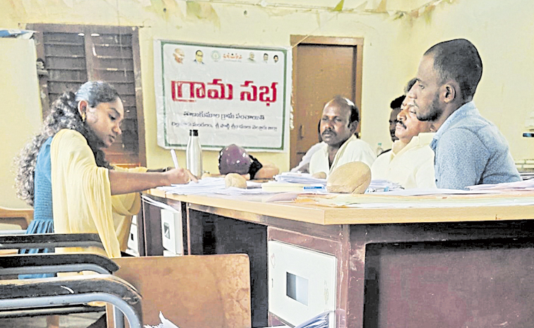 టీడీపీ నాయకులు ఓటర్లకు బెదిరింపు: ఓటు వేస్తే మాత్రమే నమోదు