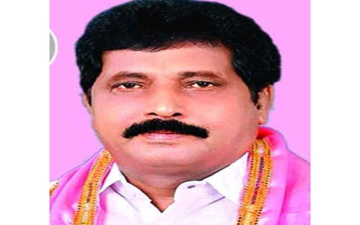 హైదరాబాద్లో యువ సంగ్రామ సభ: భారీగా తరలిరావాలని బడుగుల లింగయ్య పిలుపు