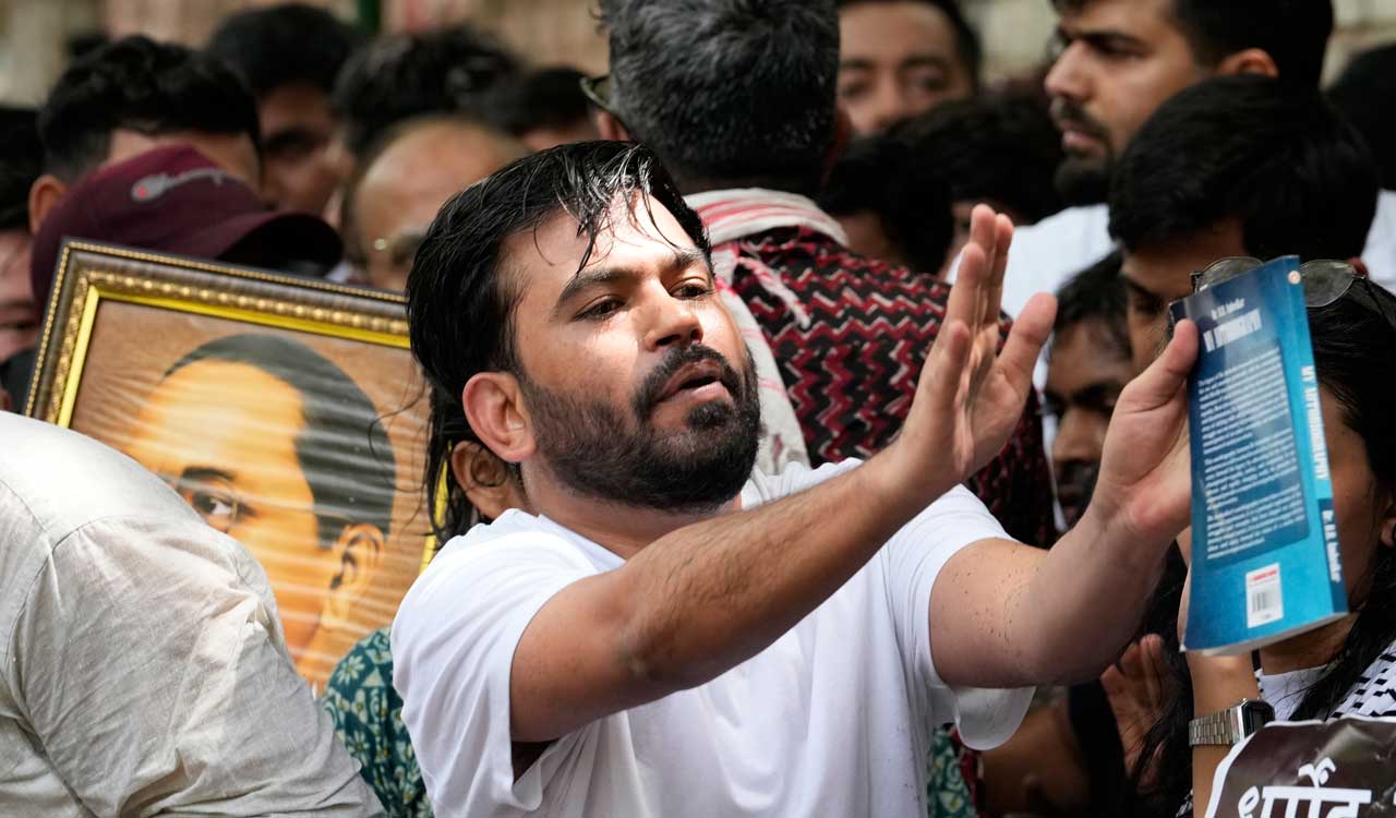 ఢిల్లీ పోలీసులు పార్లమెంట్ కు మార్చ్ చేసిన శాంతియుత విద్యార్థులపై క్రూరంగా చర్య తీసుకున్నారు: సీజేపీ