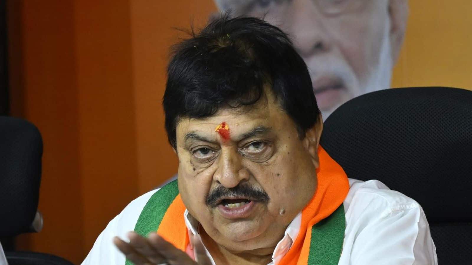 బీజేపీ వార్నింగ్: ఎన్నికల పత్రాల్లో అన్యాయాలు